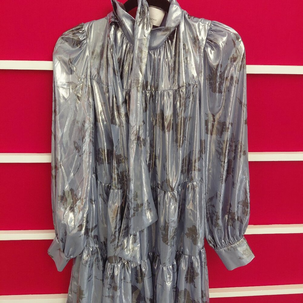Farha Metallic Floral Long Sleeve Tiered Dress Size 8